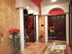 Дом 330м², 3-этажный, участок 6 сот.  