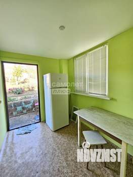 Дом 63м&sup2;, 2-этажный, участок 6 сот.  