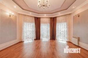 Дом 211м², 2-этажный, участок 4 сот.  