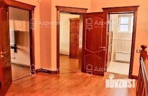 Дом 237м&sup2;, 3-этажный, участок 6 сот.  