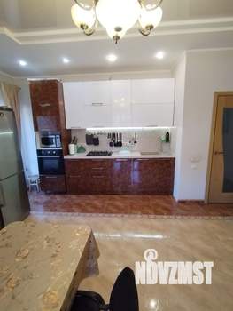 Коттедж 165м², 2-этажный, участок 5 сот.  