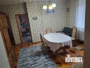 Дом 241м², 4-этажный, участок 13 сот.  