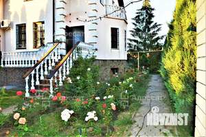 Дом 500м², 2-этажный, участок 22 сот.  