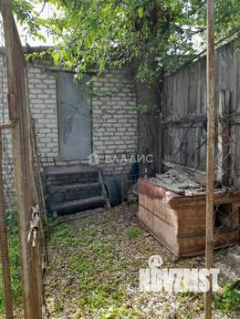 Дом 45м², 2-этажный, участок 6 сот.  