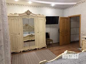 Дом 406м², 3-этажный, участок 6 сот.  