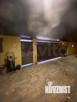 Дом 460м², 3-этажный, участок 6 сот.  