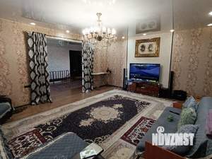 Дом 313м², 2-этажный, участок 6 сот.  