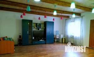 Дом 180м², 3-этажный, участок 4 сот.  