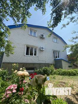 Дом 316м², 3-этажный, участок 6 сот.  