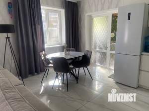 Коттедж 120м², 2-этажный, участок 6 сот.  