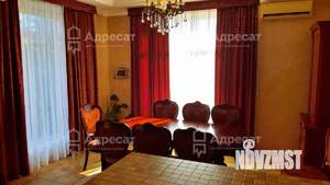 Дом 250м², 3-этажный, участок 11 сот.  