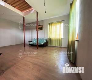 Дом 290м², 2-этажный, участок 15 сот.  