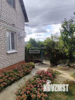 Дом 63м&sup2;, 2-этажный, участок 6 сот.  