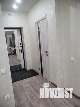 Студия квартира, посуточно, 32м2, 1/5 этаж