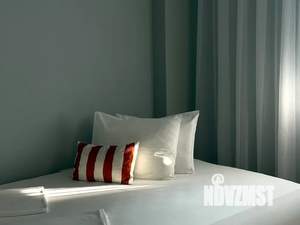 Студия квартира, посуточно, 35м2, 1/5 этаж