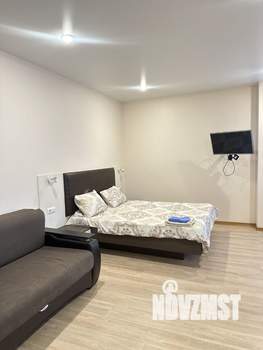 Студия квартира, посуточно, 40м2, 16/17 этаж