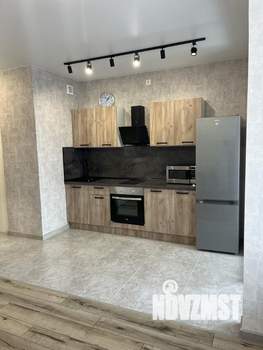 Студия квартира, посуточно, 33м2, 14/23 этаж