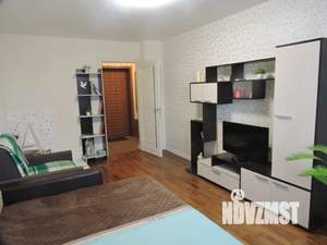 1-к квартира, посуточно, 38м2, 4/9 этаж