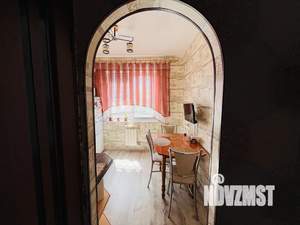 1-к квартира, посуточно, 39м2, 4/9 этаж