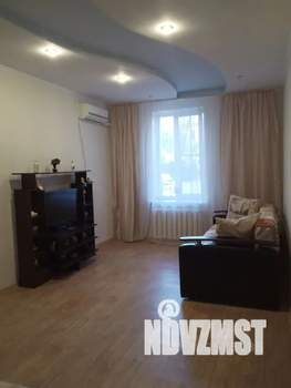 1-к квартира, посуточно, 35м2, 1/2 этаж