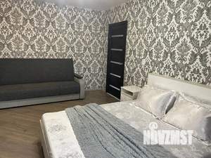 1-к квартира, посуточно, 35м2, 9/16 этаж