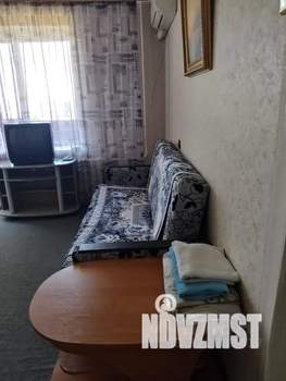 1-к квартира, посуточно, 42м2, 9/16 этаж