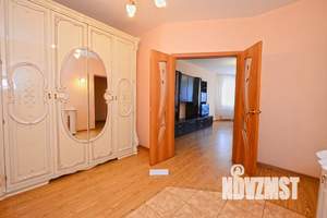 1-к квартира, посуточно, 35м2, 4/10 этаж