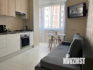 1-к квартира, посуточно, 37м2, 2/9 этаж