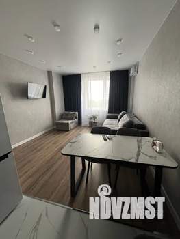 1-к квартира, посуточно, 39м2, 6/19 этаж