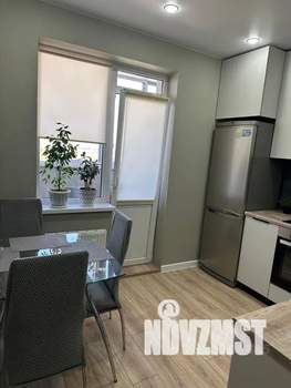 1-к квартира, посуточно, 40м2, 6/9 этаж