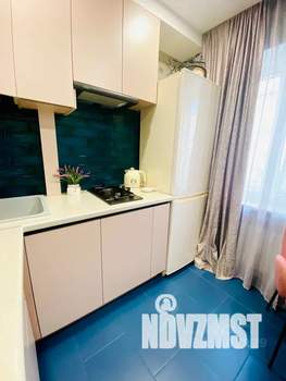 1-к квартира, посуточно, 32м2, 3/6 этаж