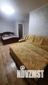 1-к квартира, посуточно, 30м2, 2/5 этаж