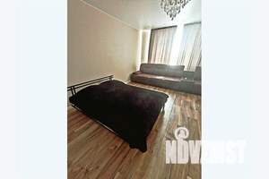 1-к квартира, посуточно, 50м2, 5/17 этаж