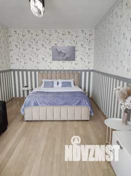 1-к квартира, посуточно, 38м2, 3/6 этаж