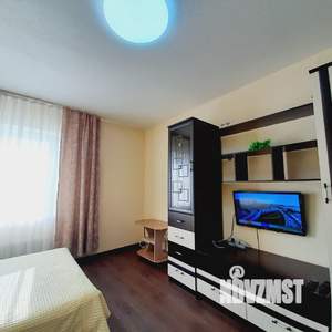 1-к квартира, посуточно, 40м2, 11/16 этаж