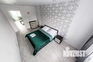 2-к квартира, посуточно, 55м2, 1/1 этаж