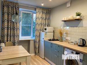 1-к квартира, посуточно, 39м2, 4/9 этаж