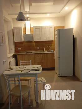 Студия квартира, посуточно, 31м2, 15/18 этаж