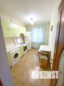 Студия квартира, посуточно, 39м2, 7/10 этаж