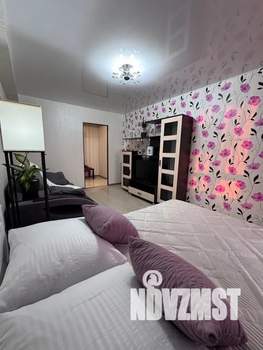 1-к квартира, посуточно, 40м2, 13/19 этаж