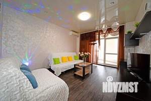 2-к квартира, посуточно, 47м2, 1/1 этаж