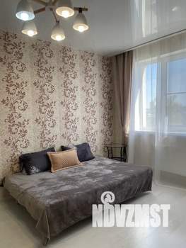 Студия квартира, посуточно, 33м2, 3/24 этаж