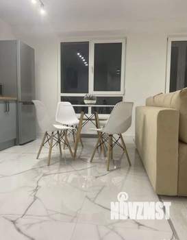 Студия квартира, посуточно, 37м2, 8/20 этаж