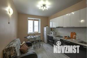 1-к квартира, посуточно, 40м2, 7/12 этаж