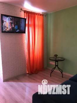 Студия квартира, посуточно, 35м2, 10/10 этаж