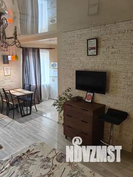 Студия квартира, посуточно, 35м2, 2/5 этаж