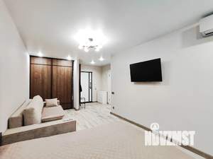 1-к квартира, посуточно, 35м2, 9/20 этаж