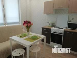 1-к квартира, посуточно, 37м2, 2/19 этаж