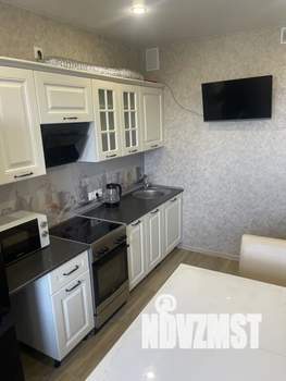 1-к квартира, посуточно, 38м2, 5/19 этаж