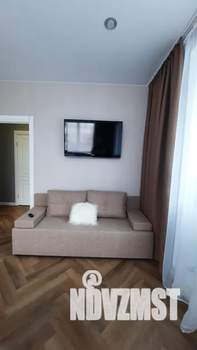 1-к квартира, посуточно, 40м2, 2/4 этаж